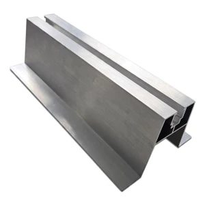 Schräger Trapezbrückenadapter mit EPDM-Dichtung H63 L330 – Aluminium-Dachadapter PV
